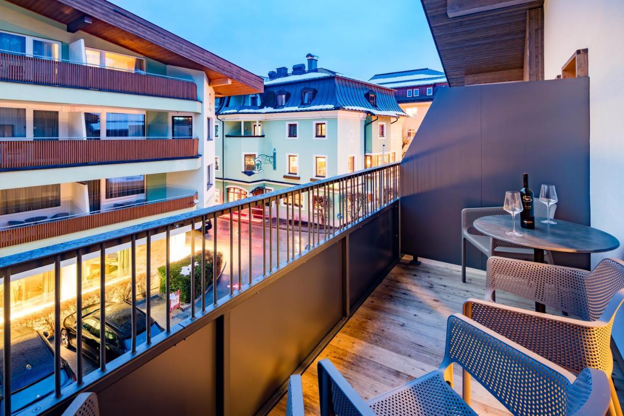 Hotel Gruener Baum Zell am See Exterior foto