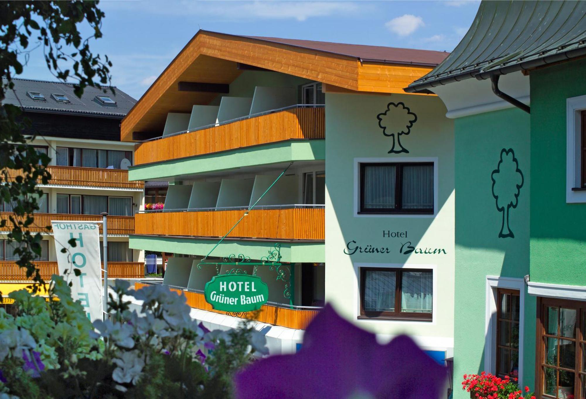 Hotel Gruener Baum Zell am See Exterior foto
