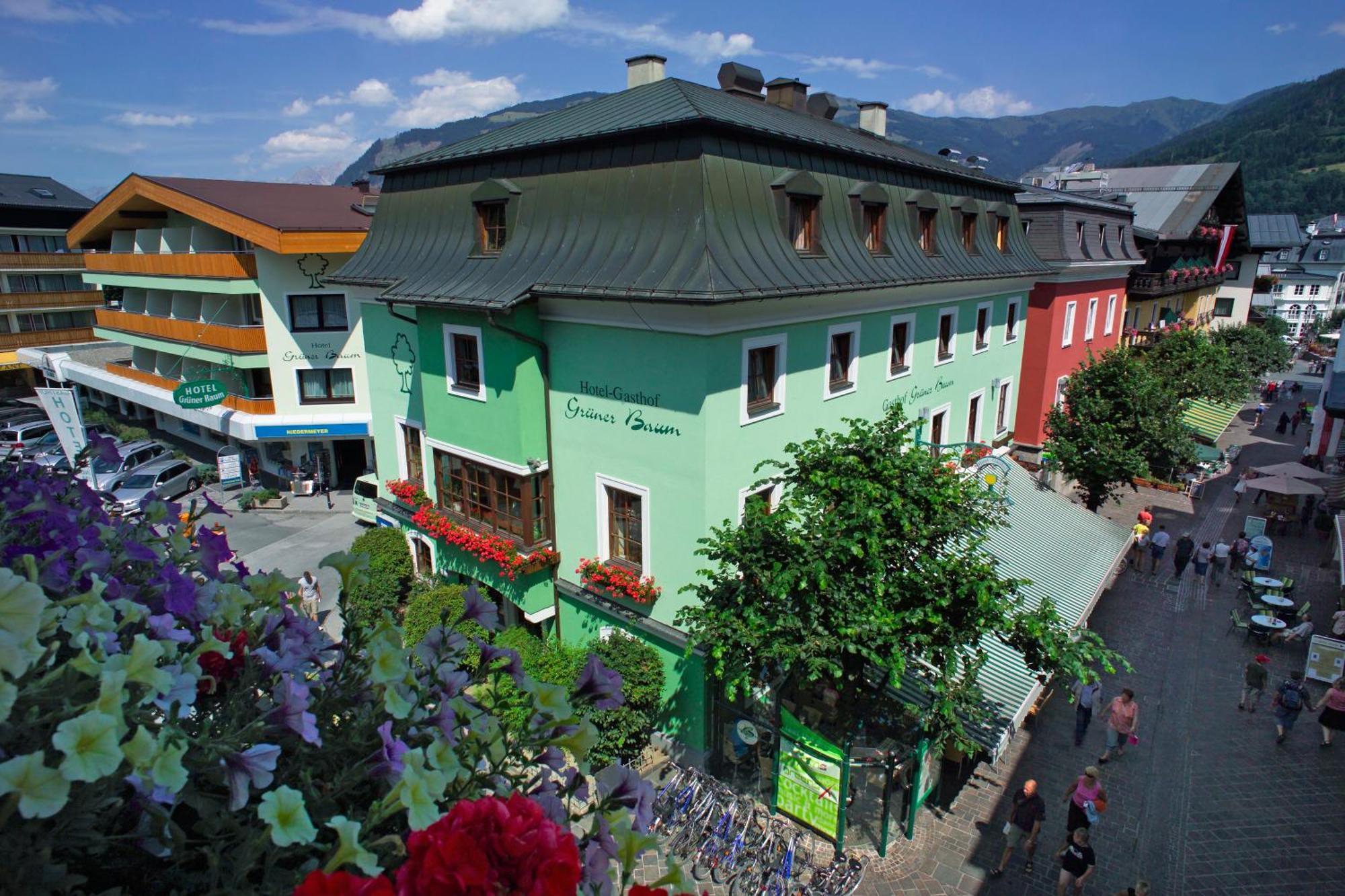 Hotel Gruener Baum Zell am See Exterior foto